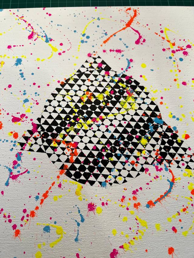 Obra en técnica mixta sobre lienzo con spray y acrílico